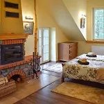 5 Bedroom Pet Friendly In Vakantiehuis *