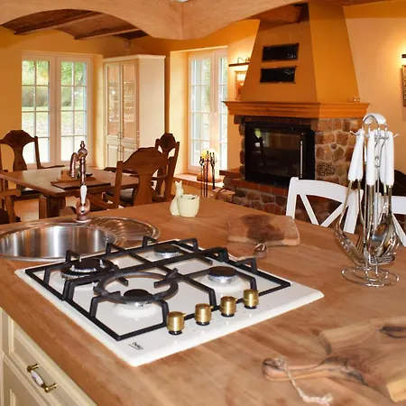 Сasa de vacaciones Lovely Home In Srokowo With Sauna