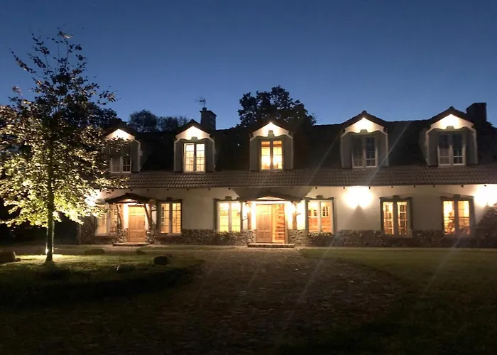 Holiday home 5 Bedroom Pet Friendly In